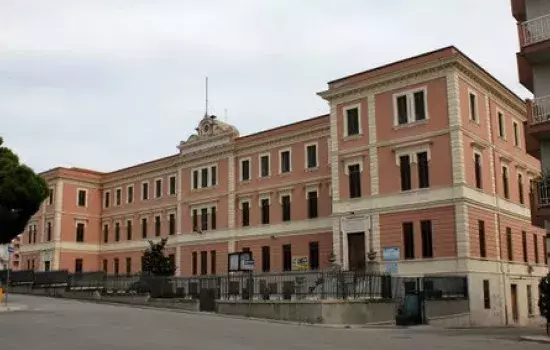 Canosa di Puglia - Scuola Mazzini