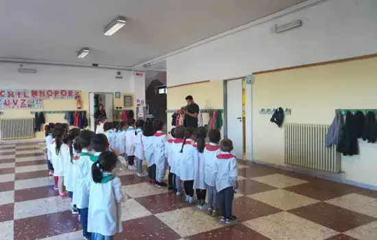 Canosa di Puglia - Il saluto del sindaco alla comunità scolastica